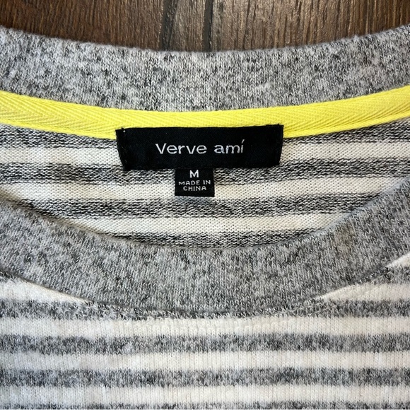 Verve’ ami gray and white striped, super soft top SZ MED - Picture 3 of 4